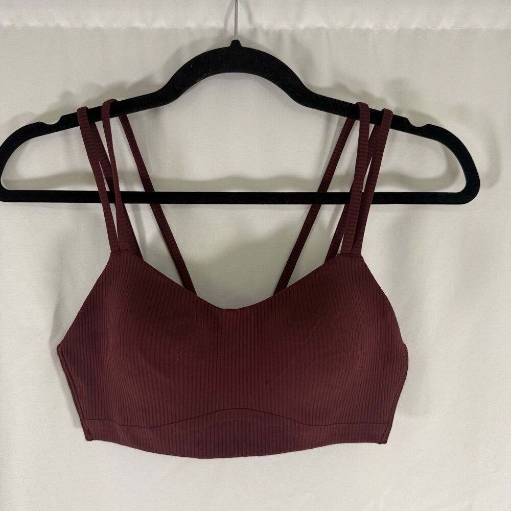 Lululemon Ribbed Sports Bra Women's 6 Maroon Strappy Back Lined Yoga